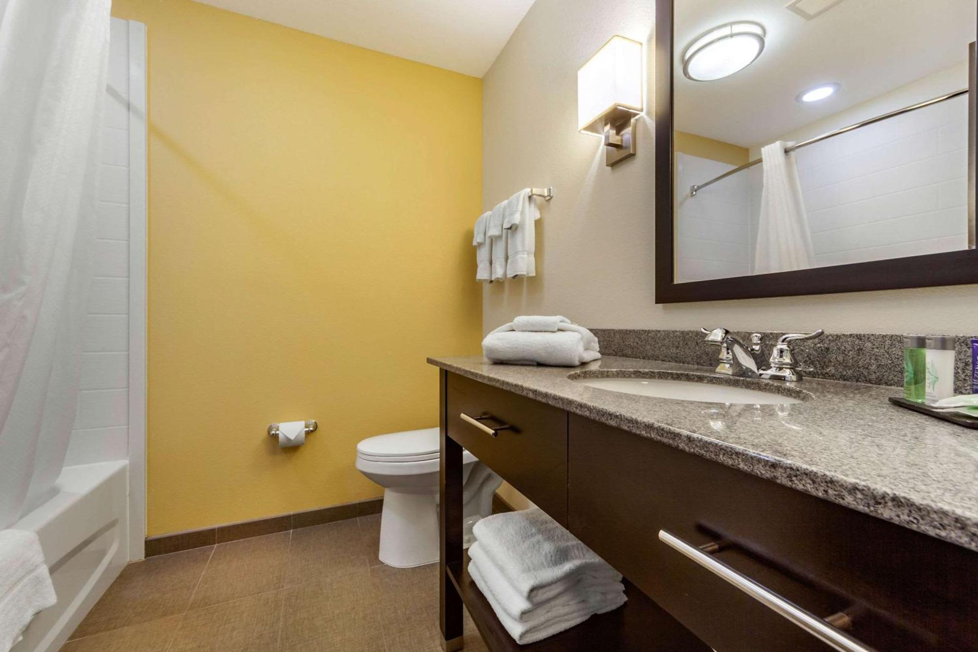 Sleep Inn & Suites Fargo Medical Center Dış mekan fotoğraf